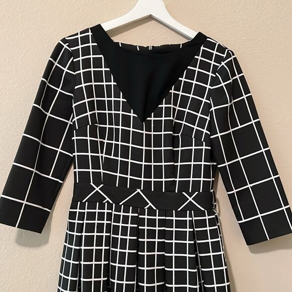 Tailored Pleated Midi Dress - Picture 2 of 6